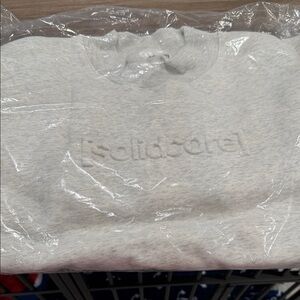 SOLIDCORE HOLIDAYS PRIZE MED Embroidered Light Gray Sweatshirt with Raised Logo